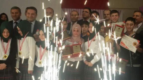 Türkiye Genelindeki İmam Hatip Ortaokullarının ve Anadolu İmam Hatip Liselerinin Yarıştığı 7. Arapça Yarışmaları Yapıldı.