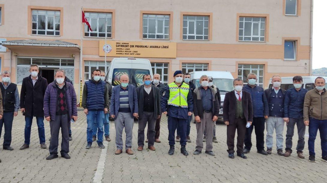  Çayırkent Mahallesi ve Tepealan Mahallesi Havzasındaki Taşımalı Eğitim Servis Şoförleriyle Toplantı Yapıldı