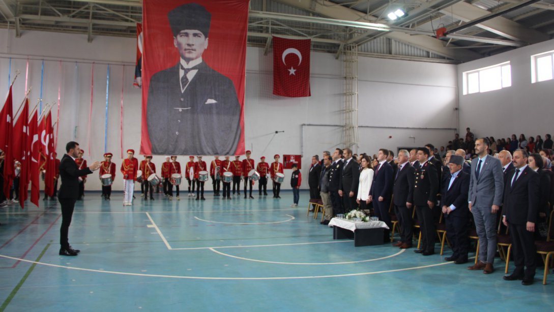 Türkiye Cumhuriyeti'nin 99. kuruluş yıldönümü ülke genelinde olduğu gibi ilçemizde de coşku ile kutlandı. 
