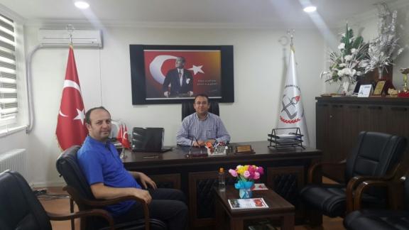İstanbul PTT Başmüdür Yardımcısı Mehmet BİRTEK İlçe Milli Eğitim Müdürümüz Murtaza ALAN´ı makamında ziyaret etti.
